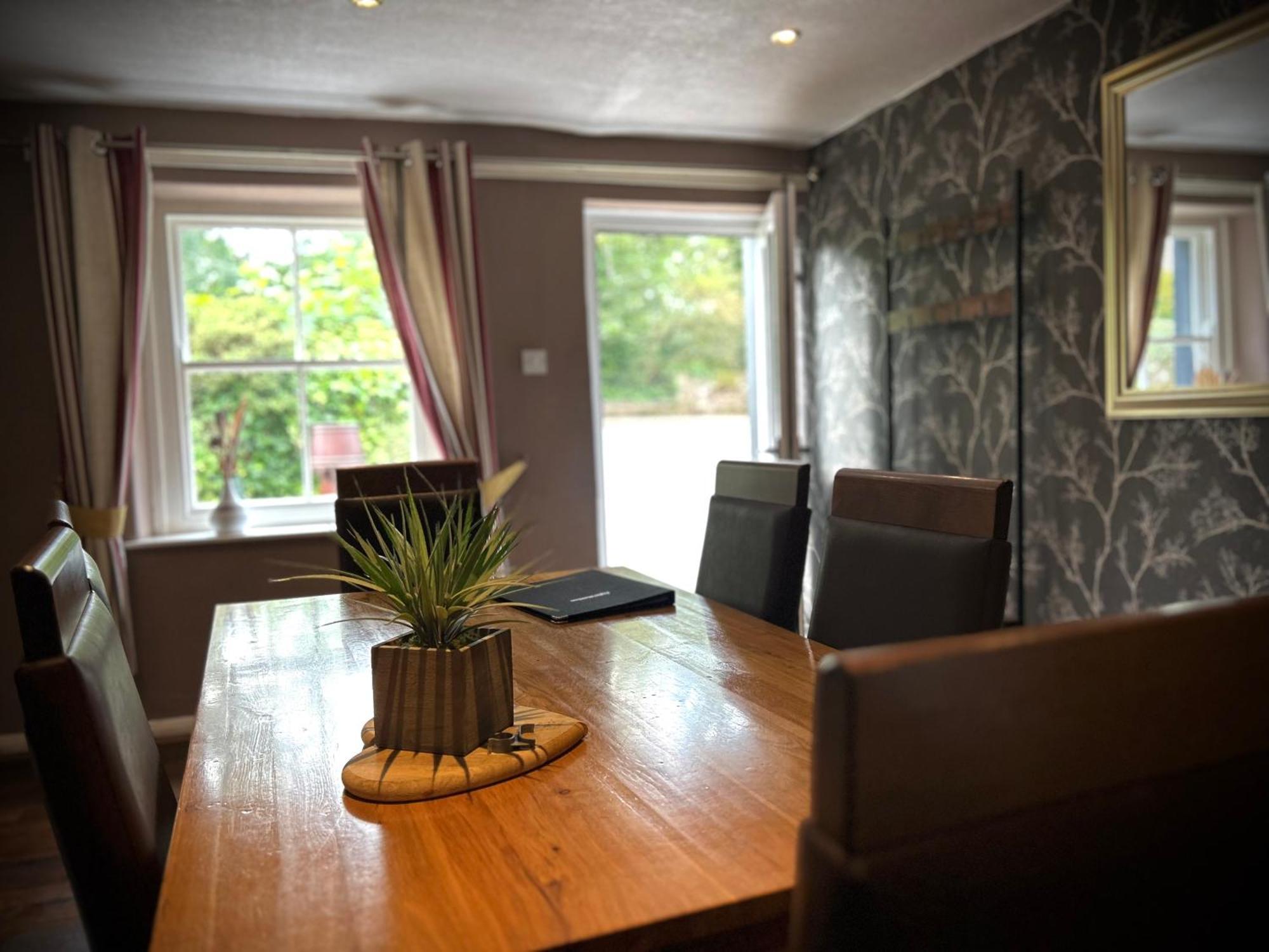 Royal Oak Appleby Hotel Buitenkant foto